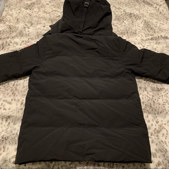 Canada Goose Wyndham Parka Notched Brim - Picture 8 of 13